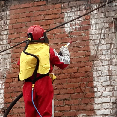 Очистка кирпичной кладки пескоструем