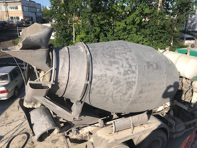 гидроструйная очистка бетонного миксера